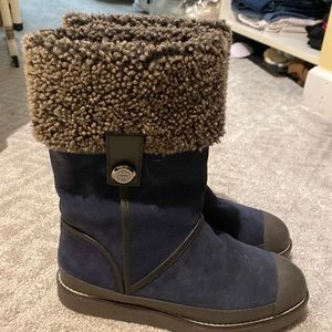 Blue suede Tory Burch, fur lined boots!